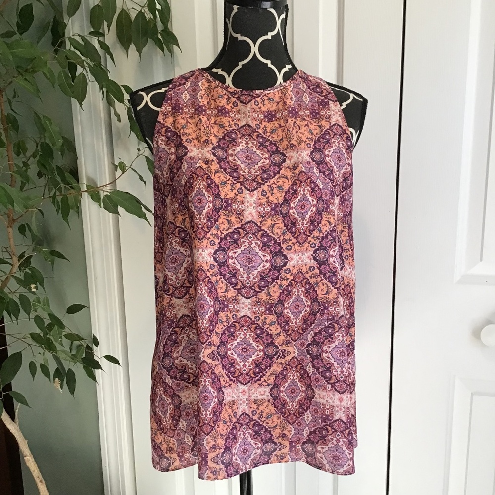 Tabitha Webb top